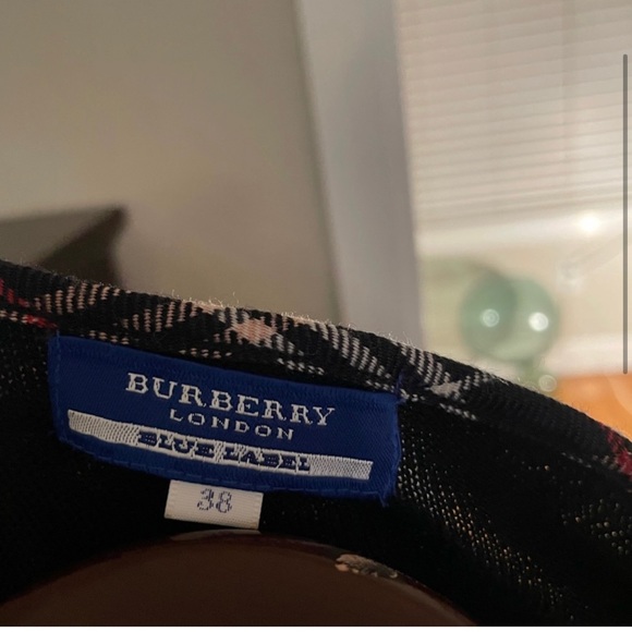 Size 38 European size XS - Picture 2 of 3